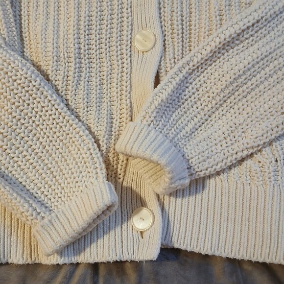 Banana Republic Women's Chunky Cream Ribbed Knit Cardigan SZ L - Picture 2 of 8